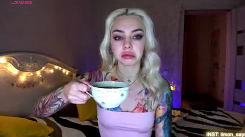 LilliMoore online show from 06-27-26, 11:21