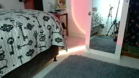 Snapshot of lillith_777 chatting on 01-14-26, 01:11 lillith_777 online show from 01-14-26, 01:11