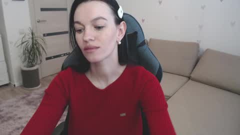 Snapshot of lilliyves chatting on 04-09-26, 11:26 lilliyves online show from 04-09-26, 11:26