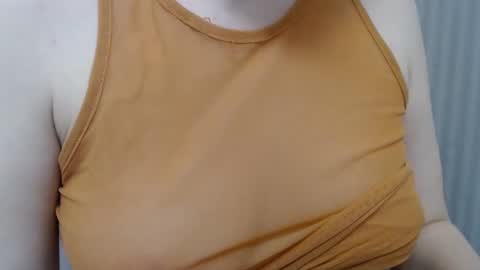 Snapshot of lillkit chatting on 12-24-24, 11:22 Lilu online show from 12-24-24, 11:22