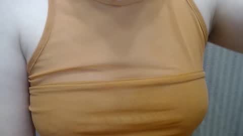 Snapshot of lillkit chatting on 01-18-25, 12:13 Lilu online show from 01-18-25, 12:13