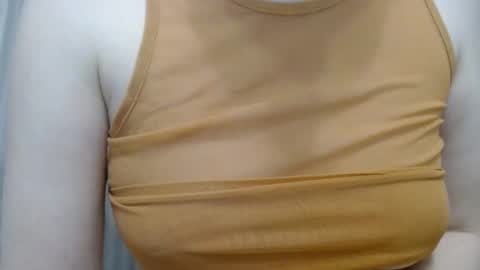 Snapshot of lillkit chatting on 02-01-25, 11:48 Lilu online show from 02-01-25, 11:48