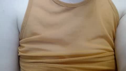 Snapshot of lillkit chatting on 02-11-25, 12:28 Lilu online show from 02-11-25, 12:28