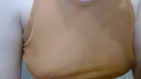 Snapshot of lillkit chatting on 03-04-25, 11:11 Lilu online show from 03-04-25, 11:11