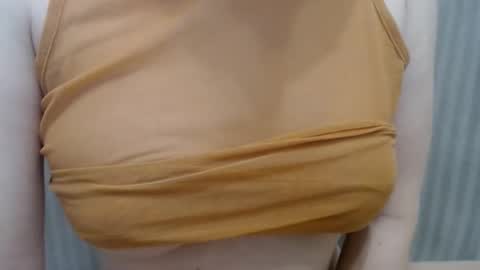 Snapshot of lillkit chatting on 03-07-25, 11:16 Lilu online show from 03-07-25, 11:16