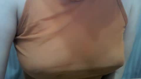 Snapshot of lillkit chatting on 10-02-25, 08:16 Lilu online show from 10-02-25, 08:16