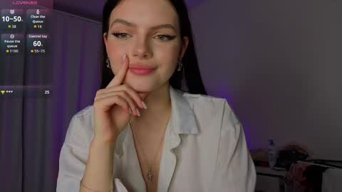 Lilia online show from 05-07-26, 09:20