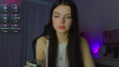 Lilia online show from 05-18-26, 04:24