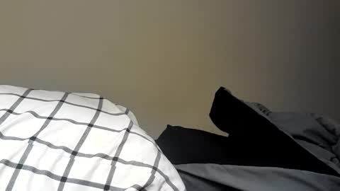 Snapshot of lilly49547 chatting on 12-10-24, 04:49 Lilly online show from 12-10-24, 04:49