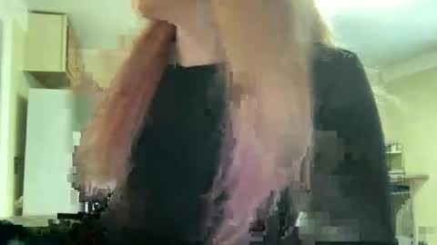 lilly_adams88 online show from 07-08-26, 10:14