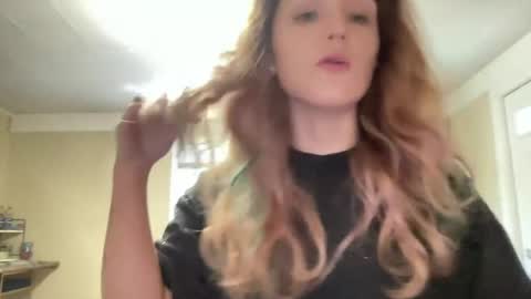 lilly_adams88 online show from 07-18-26, 09:29