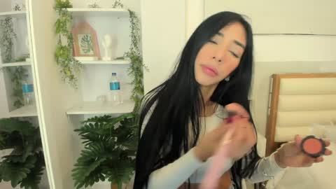 Snapshot of lilly_denson8 chatting on 12-19-24, 04:02 Sweety Lilly Love online show from 12-19-24, 04:02