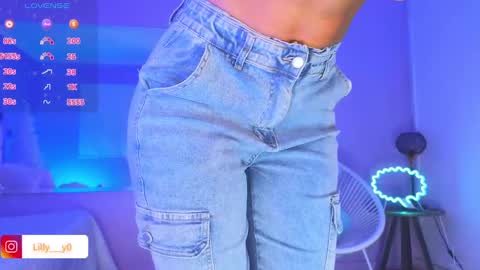 Sofia online show from 03-04-25, 01:17