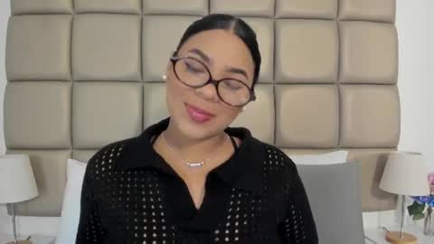 Snapshot of lilly_williamss chatting on 06-13-26, 03:48 Lilly online show from 06-13-26, 03:48