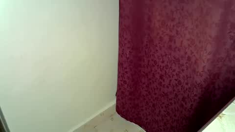lillybae1811 online show from 05-24-26, 04:01