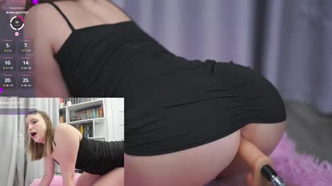 Snapshot of lillyfan_x chatting on 02-08-25, 03:42 LillyFan X online show from 02-08-25, 03:42