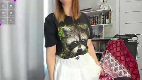 Snapshot of lillyfan_x chatting on 02-24-25, 04:16 LillyFan X online show from 02-24-25, 04:16