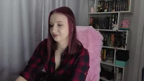 Snapshot of lillyfan_x chatting on 01-09-26, 04:48 LillyFan X online show from 01-09-26, 04:48