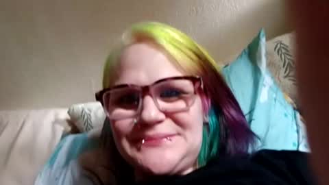 LilMizzTwizid online show from 05-18-26, 06:58