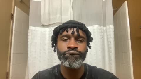 Snapshot of lilnasty100 chatting on 11-21-25, 06:23 lilnasty100 online show from 11-21-25, 06:23