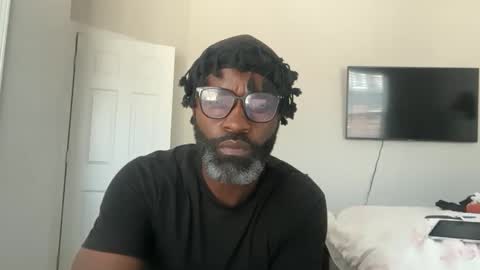 Snapshot of lilnasty100 chatting on 05-19-26, 08:04 lilnasty100 online show from 05-19-26, 08:04
