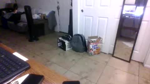 Snapshot of lilpackage69 chatting on 11-19-25, 01:16 lilpackage69 online show from 11-19-25, 01:16