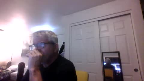 Snapshot of lilpackage69 chatting on 11-23-25, 11:59 lilpackage69 online show from 11-23-25, 11:59