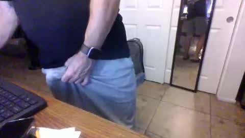 Snapshot of lilpackage69 chatting on 02-24-26, 02:31 lilpackage69 online show from 02-24-26, 02:31