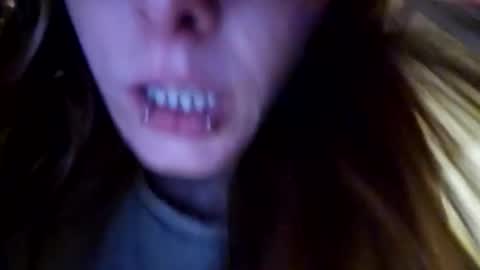 Snapshot of lilsirenluna chatting on 03-04-26, 09:10 Luna online show from 03-04-26, 09:10