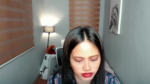 Snapshot of lilsweet_marie chatting on 01-04-25, 05:05 Lilsweet marie online show from 01-04-25, 05:05