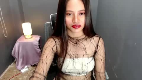 Snapshot of lilsweet_marie chatting on 02-10-25, 03:24 Lilsweet marie online show from 02-10-25, 03:24