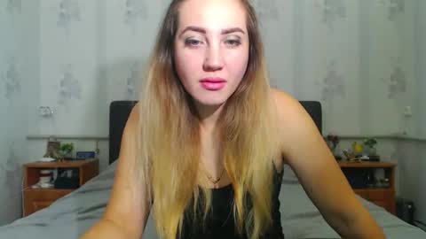 lilu_cute25 online show from 12-02-25, 09:32