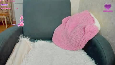 LILY online show from 11-09-25, 06:39