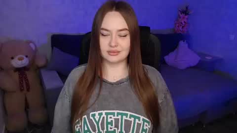 lily_baker_ online show from 03-12-26, 04:57