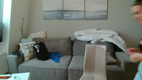 Lily dollyx online show from 11-12-25, 10:15