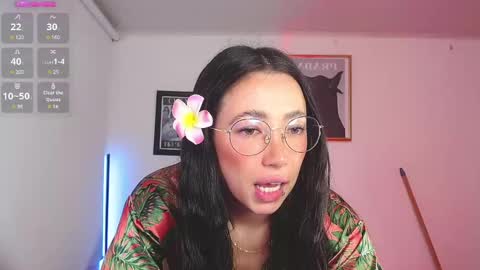 Snapshot of lily_evans_ chatting on 02-20-25, 02:29 just lily online show from 02-20-25, 02:29