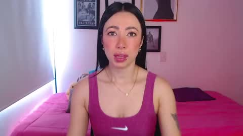 Snapshot of lily_evans_ chatting on 02-28-25, 08:28 just lily online show from 02-28-25, 08:28
