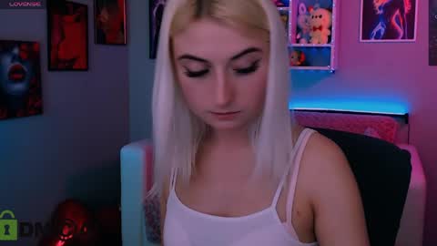 lily_fay online show from 04-03-26, 07:45