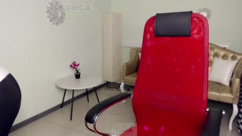 Lily online show from 12-11-24, 11:19