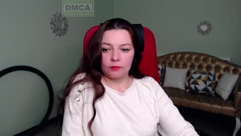 Lily online show from 12-31-24, 05:55