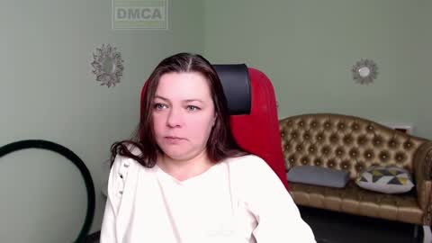 Lily online show from 01-30-25, 08:11