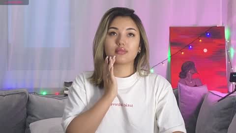 Lily online show from 01-04-25, 05:27