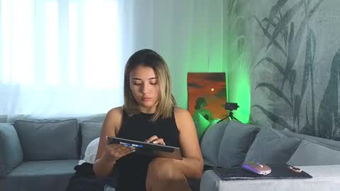 Lily online show from 02-12-25, 08:59