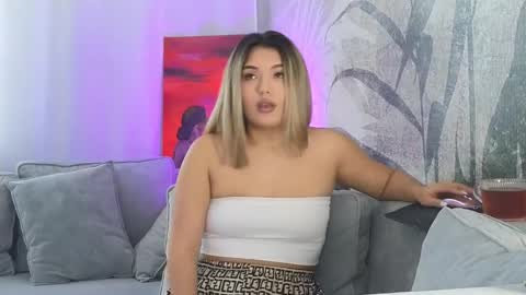 Lily online show from 02-27-25, 10:48