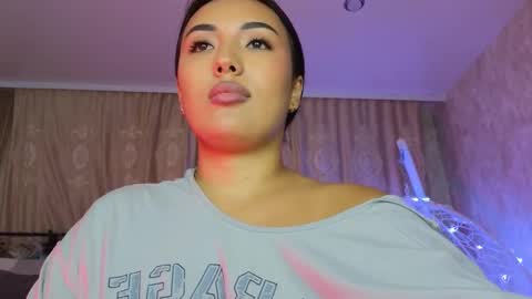 Snapshot of lily_foster_ chatting on 02-17-26, 02:57 Lily online show from 02-17-26, 02:57