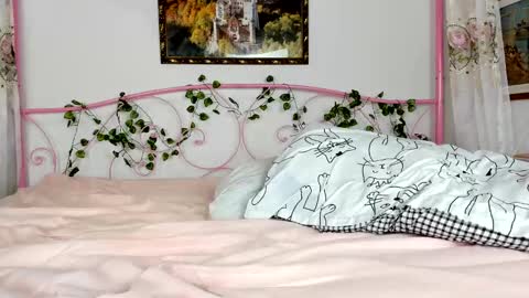 Snapshot of lily_holy chatting on 12-20-24, 11:26 all my content for 4 below online show from 12-20-24, 11:26