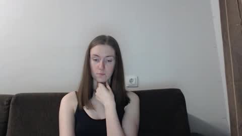 lily_love_x online show from 12-20-25, 10:17