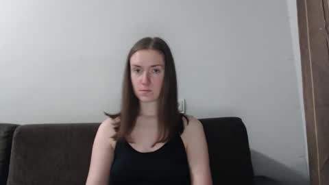 lily_love_x online show from 12-21-25, 10:06
