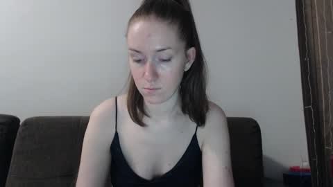 lily_love_x online show from 03-19-26, 10:25