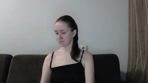 lily_love_x online show from 06-26-26, 10:14